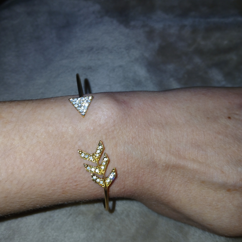 Elegant Gold and Silver Women's Bracelet
